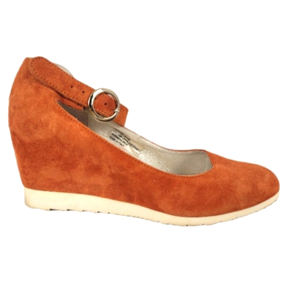 SUNDANCE Rosalinde Suede Wedge Size 7